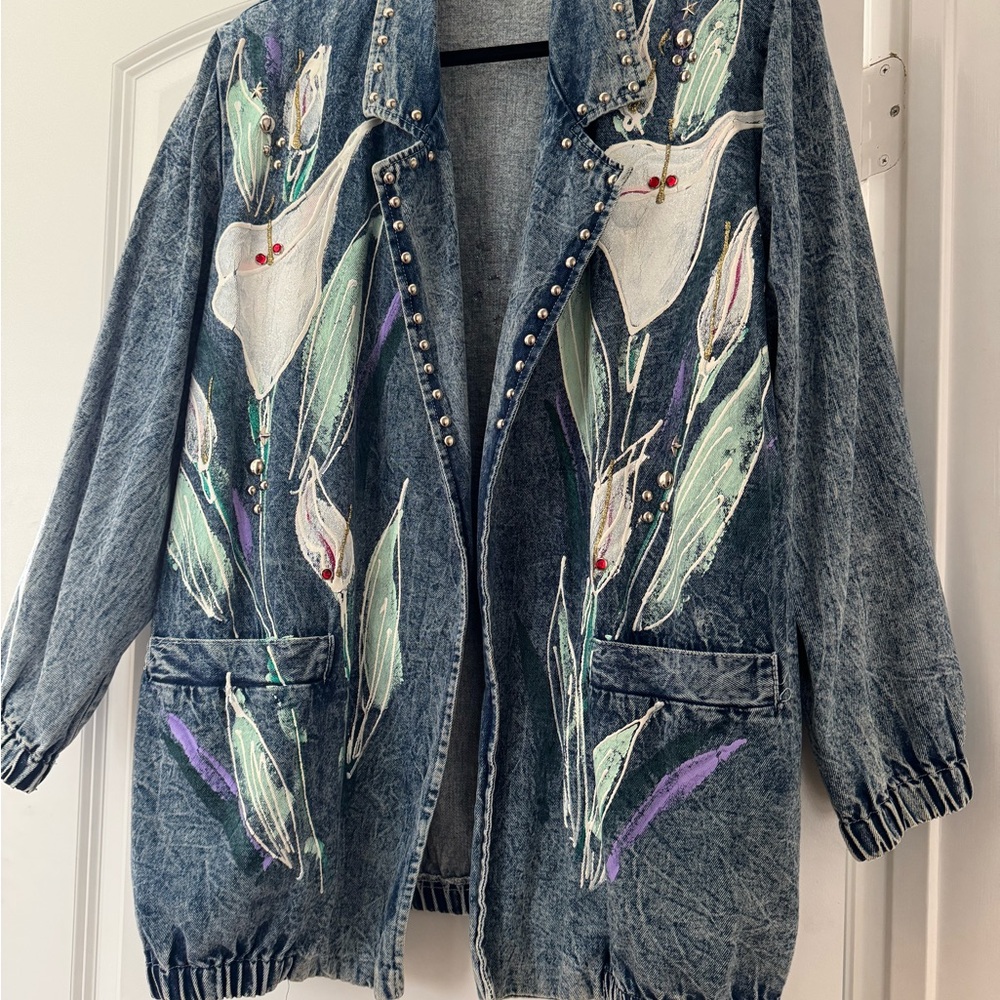 Floral Embroidered Denim Jacket